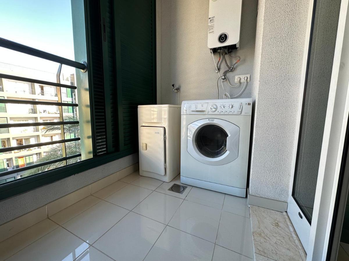 Plaza Near Forum Madeira - Rooms For Rent Funchal  Esterno foto