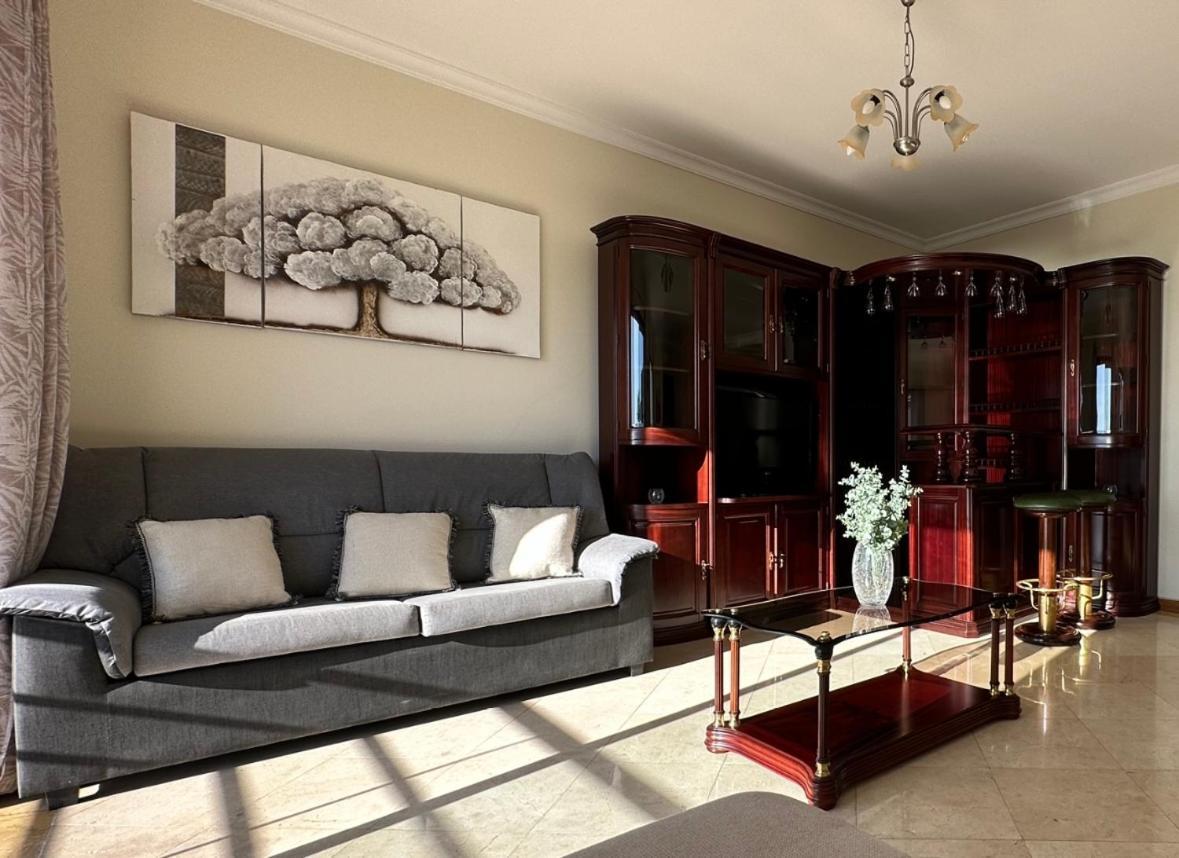 Plaza Near Forum Madeira - Rooms For Rent Funchal  Esterno foto